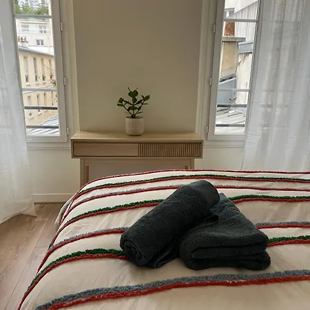 T2 Cosy - Proche Tour Eiffel Apartment
